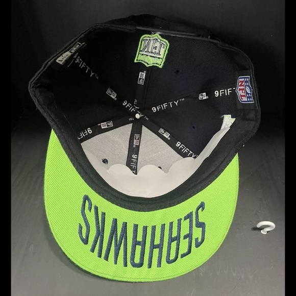 New Era Seattle Seahawks 9FIFTY Snapback Hat Cap - Picture 2 of 5